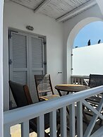 Far Out Hotel & Spa