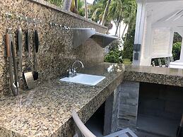 South Fleetwood Grace Bay