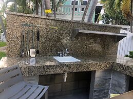 South Fleetwood Grace Bay