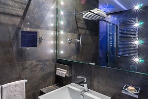 Les Diamants Spanish Steps Suite