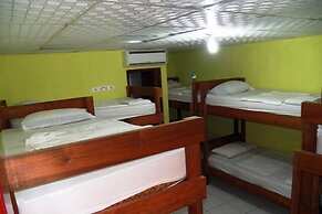 Hostal Diamond - Hostel