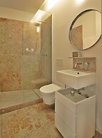 Lisbon Five Stars Apartments Combro 7