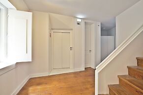 Lisbon Five Stars Apartments Combro 7