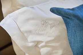 Lisbon Five Stars Apartments 8 Building