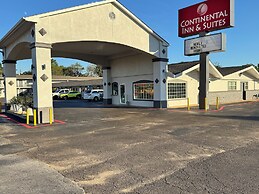 Continental Inn & Suites Nacogdoches TX / SFA  University/Downtown