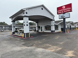 Continental Inn & Suites Nacogdoches TX / SFA  University/Downtown