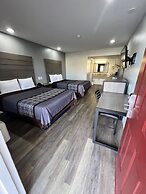 Continental Inn & Suites Nacogdoches TX / SFA  University/Downtown