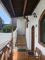 White House Galapagos