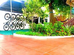 White House Galapagos