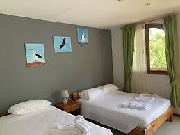 White House Galapagos