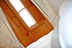 Aberdeen Lighthouse Cottages