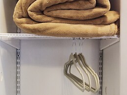 The Melva Inn - Harlem