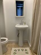 The Melva Inn - Harlem