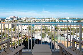 Hampton Inn & Suites Clearwater Beach