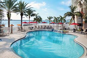 Hampton Inn & Suites Clearwater Beach