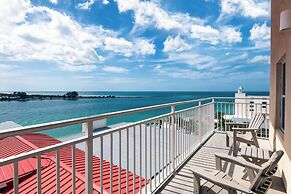 Hampton Inn & Suites Clearwater Beach