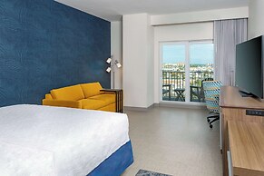 Hampton Inn & Suites Clearwater Beach