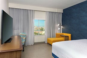 Hampton Inn & Suites Clearwater Beach