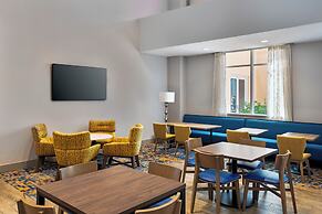 Hampton Inn & Suites Clearwater Beach