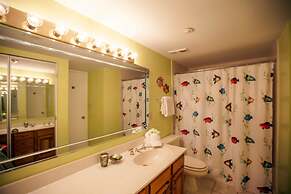 Emerald Towers by Panhandle Getaways