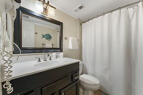 Emerald Towers by Panhandle Getaways