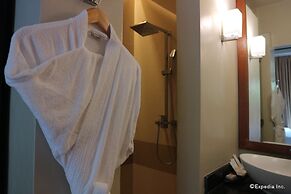 Bravo Resorts - Munting Paraiso