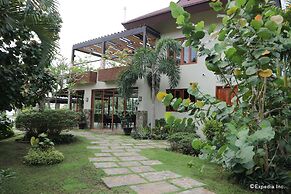 Bravo Resorts - Munting Paraiso