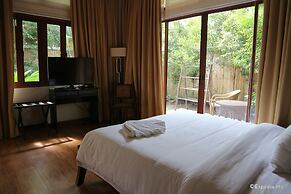 Bravo Resorts - Munting Paraiso