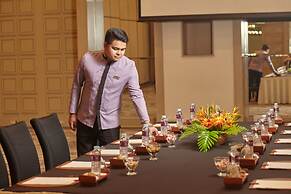 Quest Plus Conference Center, Clark