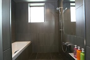 Bluebird Apartments by The Hakuba Collection