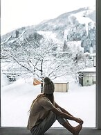 Bluebird Apartments by The Hakuba Collection