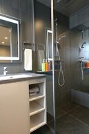 Bluebird Apartments by The Hakuba Collection