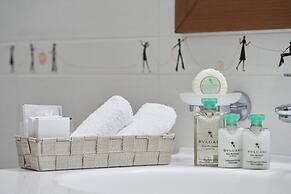 Bellevue On The Beach Suites