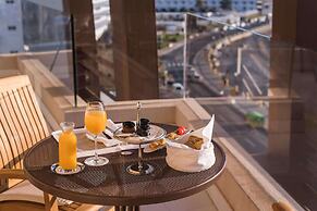 Bellevue On The Beach Suites