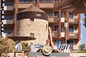 Bellevue On The Beach Suites