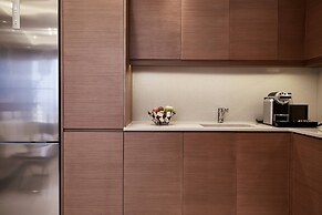 Bellevue On The Beach Suites