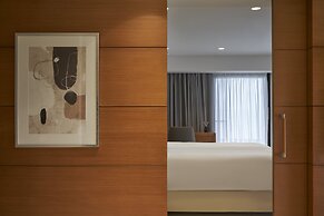 Bellevue On The Beach Suites