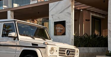 Bellevue On The Beach Suites