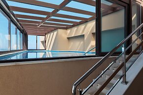 Bellevue On The Beach Suites