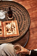 Bellevue On The Beach Suites