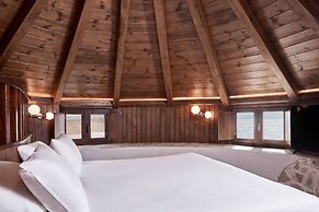 Bellevue On The Beach Suites