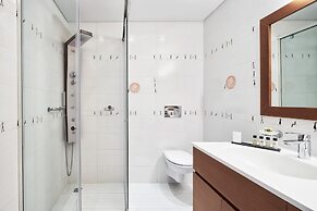 Bellevue On The Beach Suites