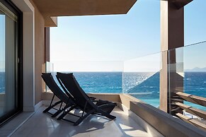 Bellevue On The Beach Suites