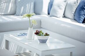 Milos Breeze Boutique Hotel