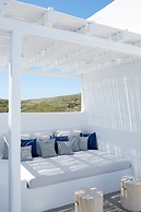 Milos Breeze Boutique Hotel