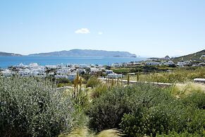 Milos Breeze Boutique Hotel