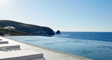 Milos Breeze Boutique Hotel