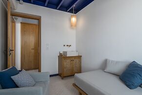 Milos Breeze Boutique Hotel