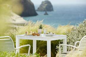 Milos Breeze Boutique Hotel