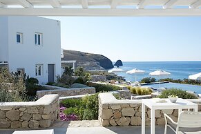 Milos Breeze Boutique Hotel